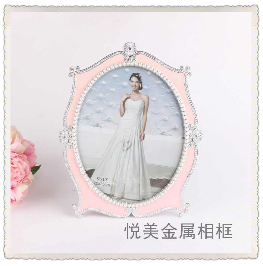 Creative decorative pearl display table photo frame, studio wedding photo frame, artistic photo, no-wash photo frame details Picture