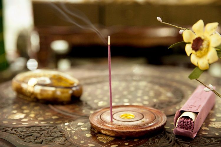 Indian imported VEDIC stick-less functional incense for home and office use, available in stock with various scents Specification image