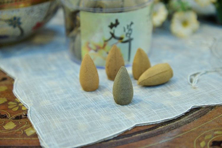 多香味倒流香 家用办公用倒流香薰 现货可批 零售批发混批产品图