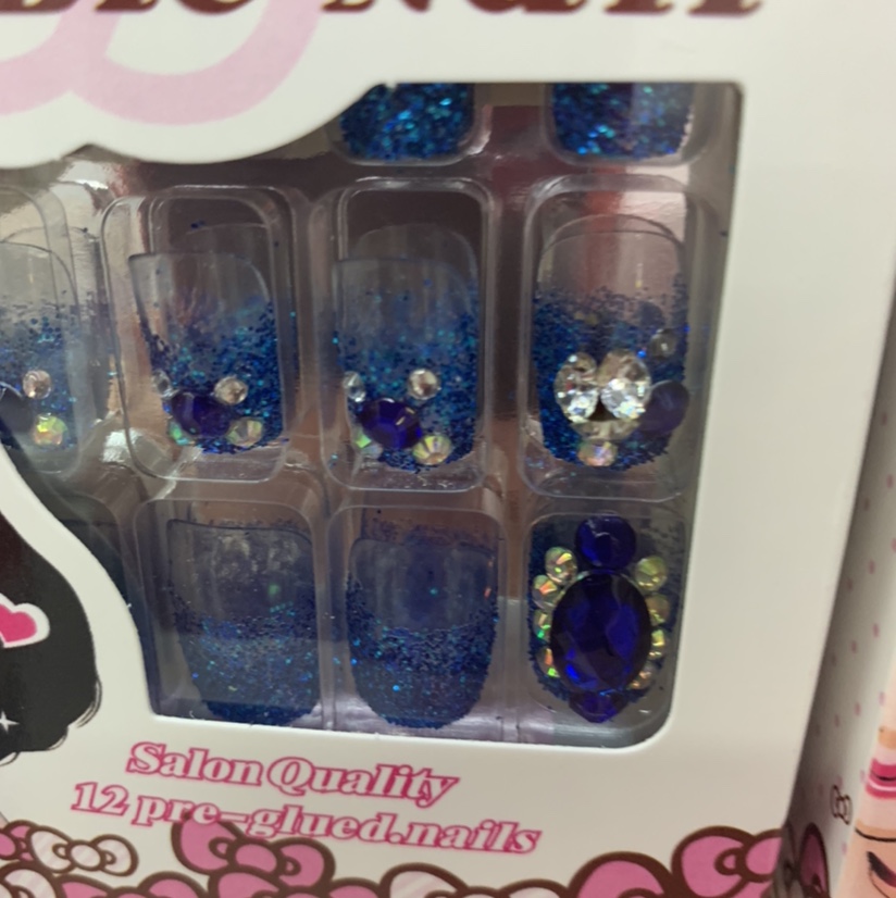 Sapphire 3D Manicure