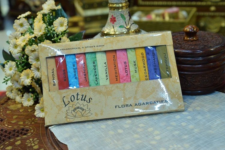 LOTUS Premium Incense: 12 in one Item Picture