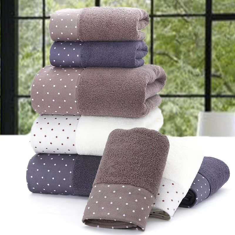Polka Dot Towel
