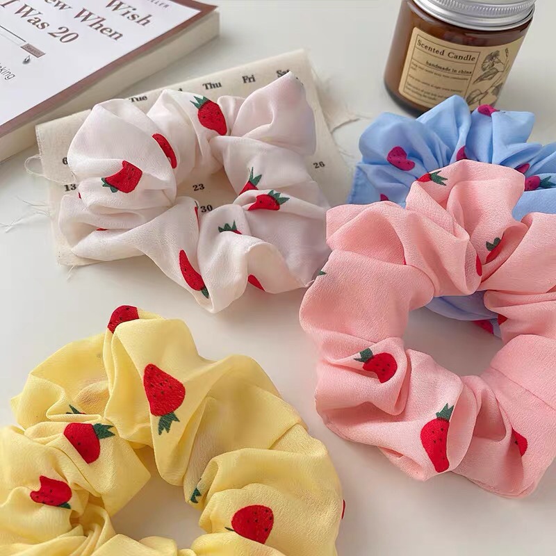 South Korean Girl Pig Colon Scrunchie Small Fresh Cream Strawberry Ins Wind Net Red Colon Popular Hair Accessories details Picture