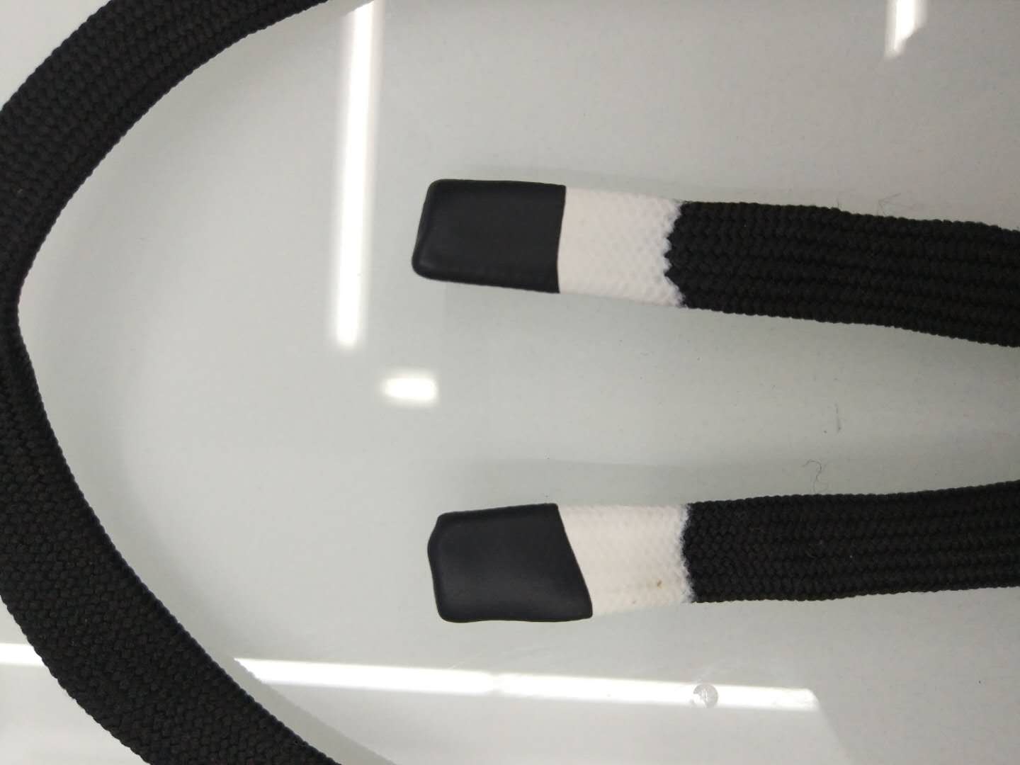 [Huatian accessories] Feather injection molding clothing cuff standard high-grade injection molding environmental Velcro 7