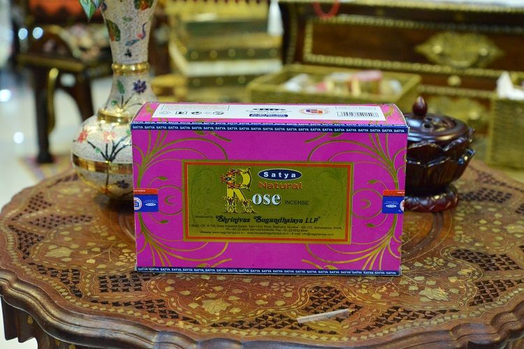 Large box of Indian incense satya Truth flat box incense sticks for home indoor long-lasting burning. In stock: minimum order of 3 pieces. Mixed orders are available Specification image