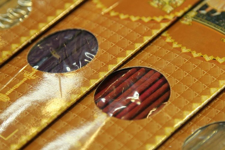 One box of imported Touch india incense contains 20 sticks for long-lasting indoor incense. Available in stock detail image 6