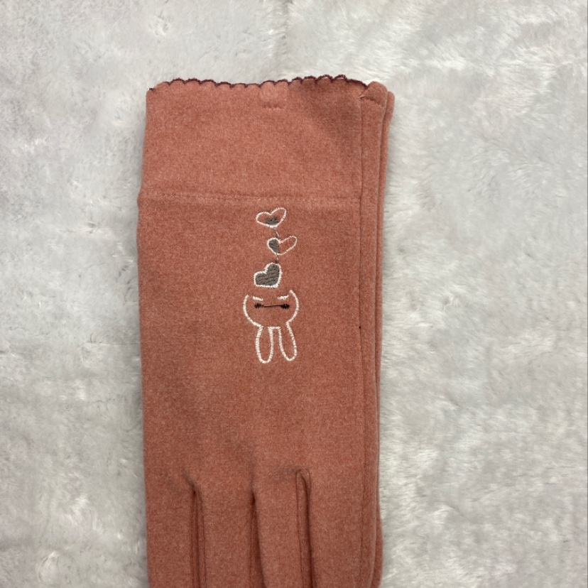 Female model of pile thumbnail