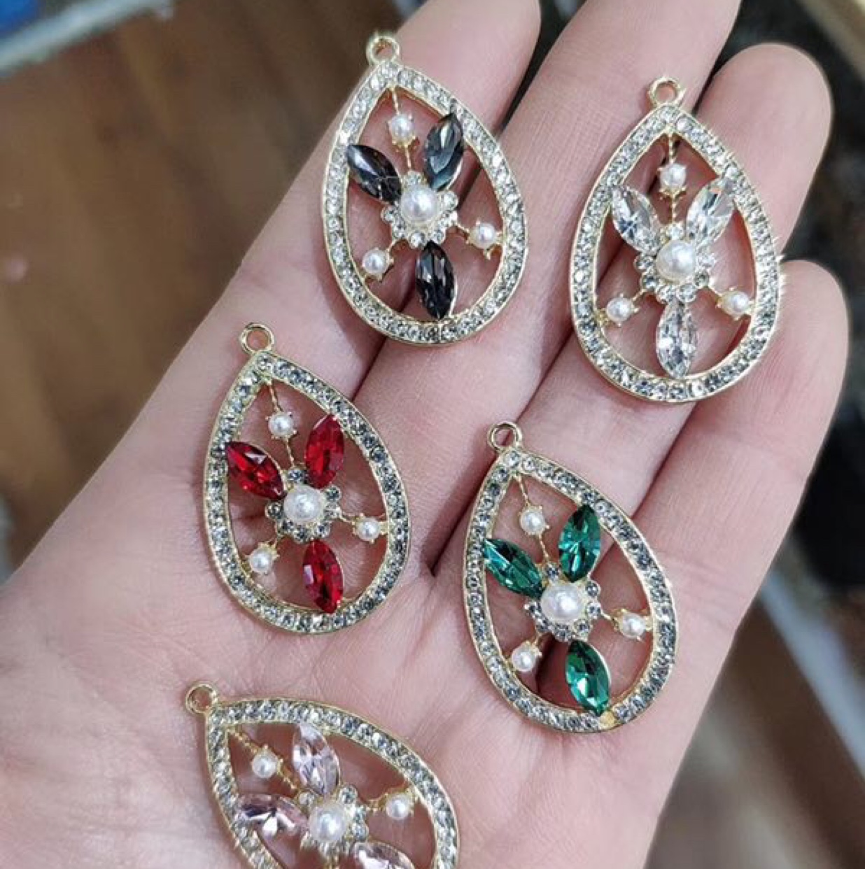 The horse eye drops thumbnail