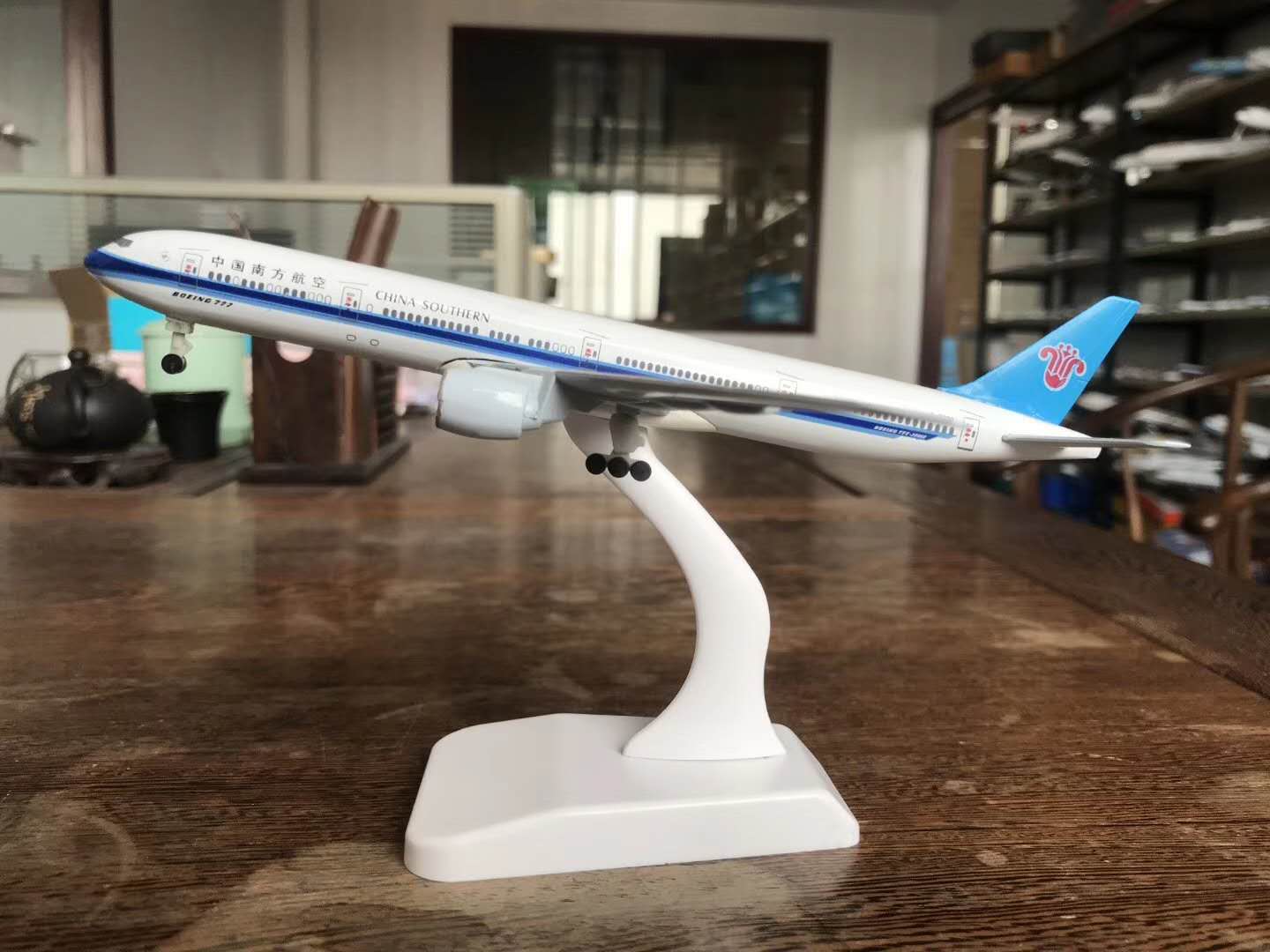 合金飞机模型（20CM中国南方航空B777-300ER）飞机模型 金属飞机