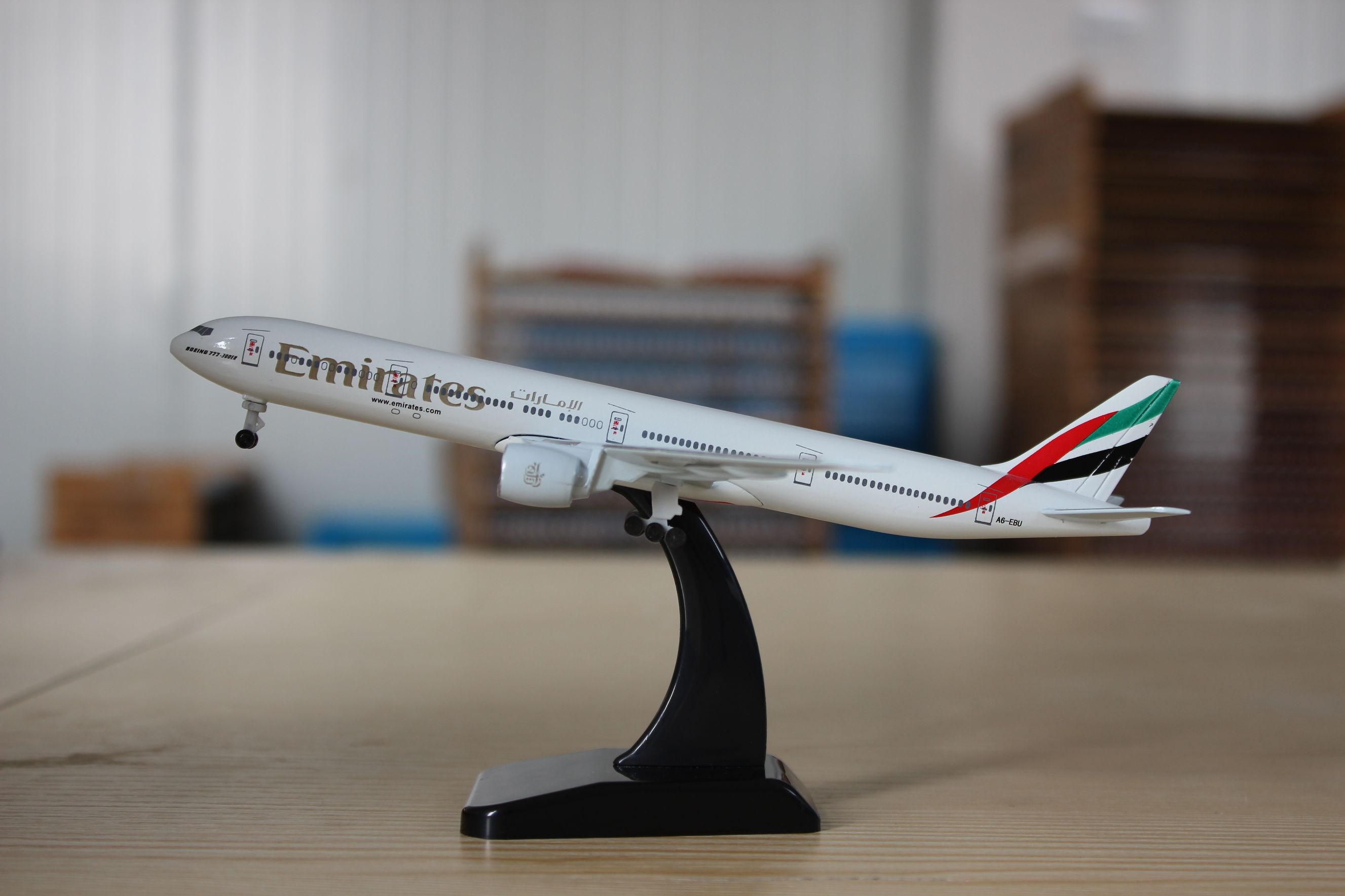 Model alloy aircraft (20CM Emirates B777-300ER) model metal aircraft
