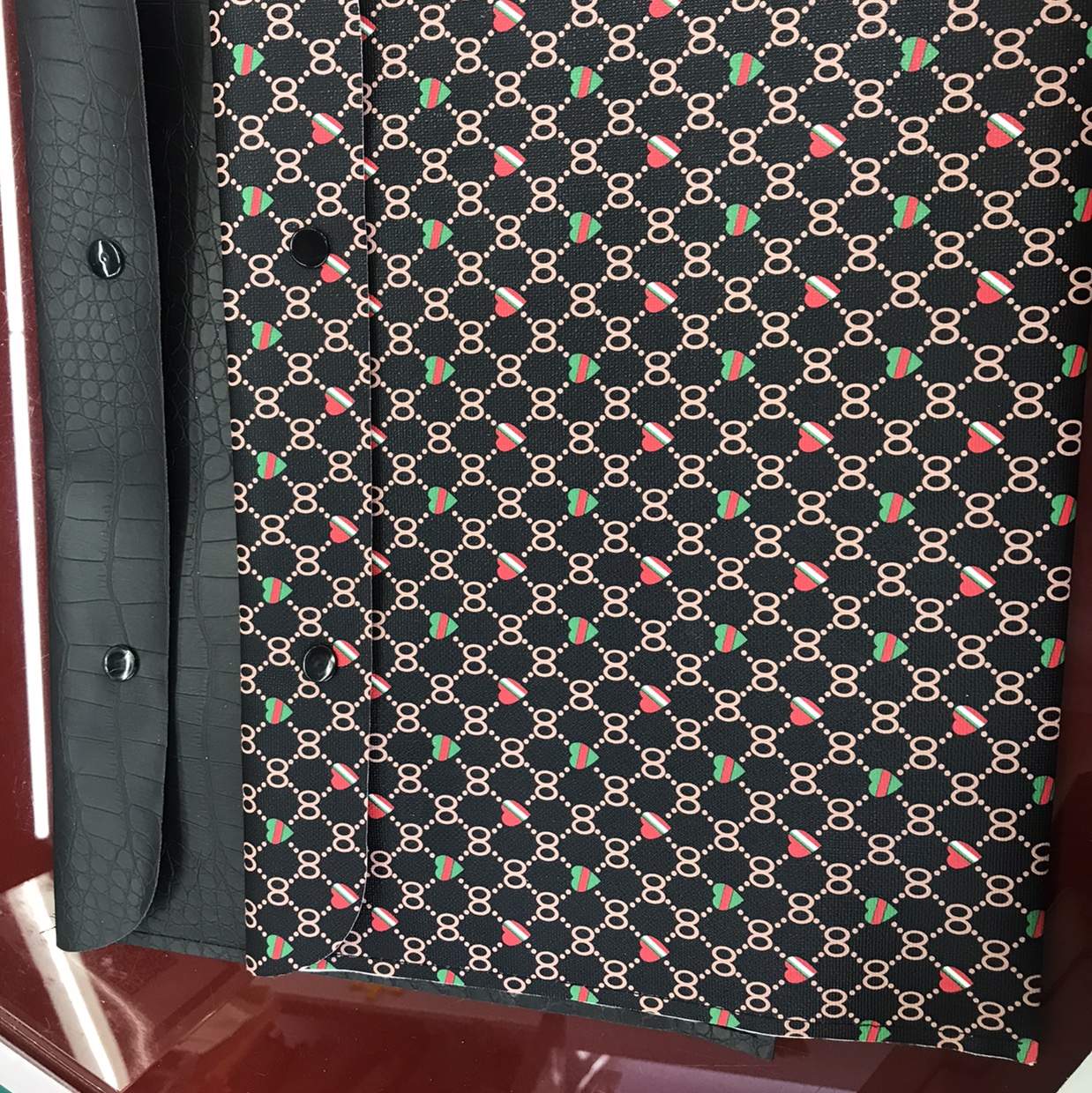 Factory direct sales of fashionable, eco-friendly, new and practical paper boxes, packaging bags and leather bags