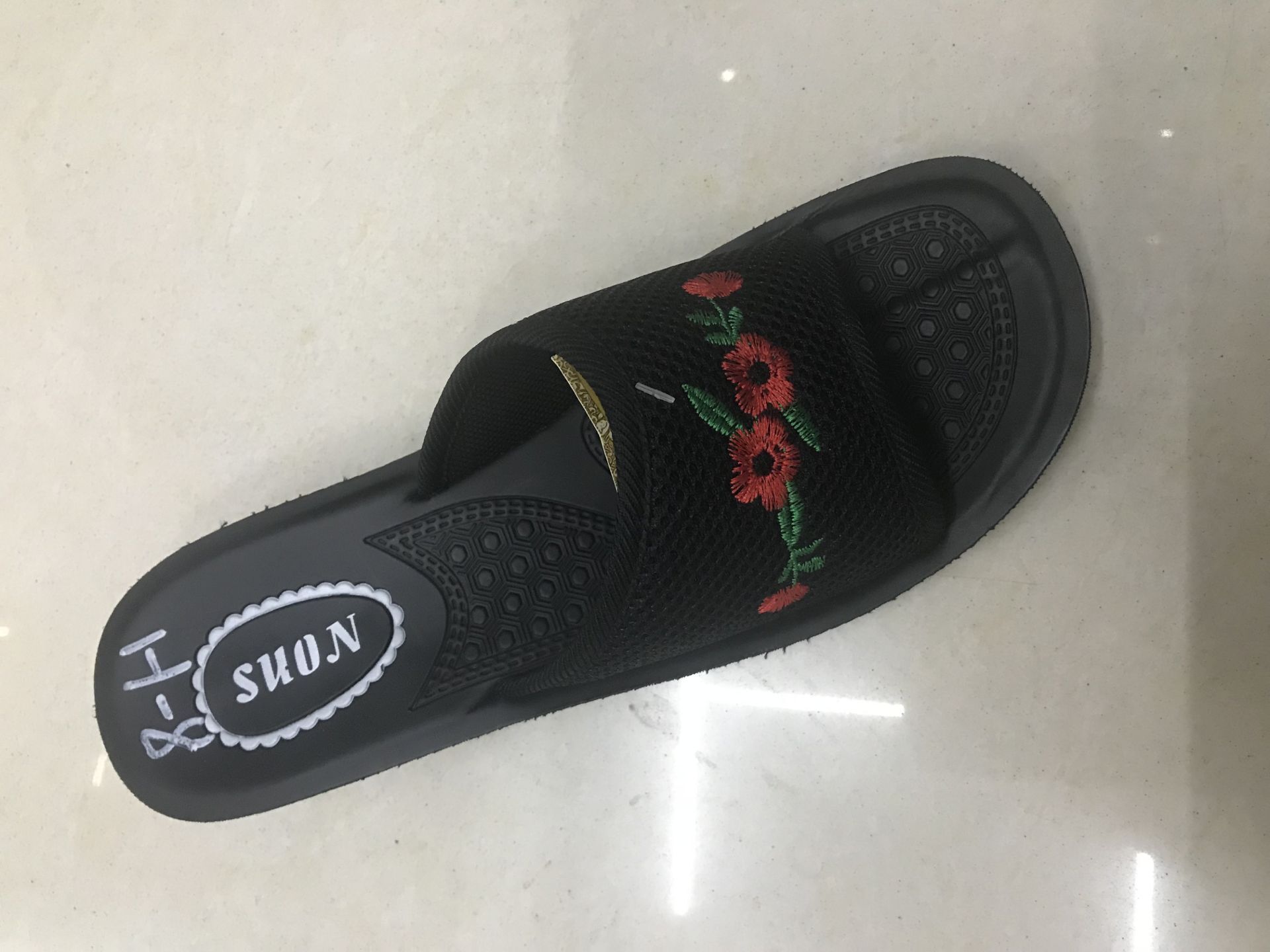 Ladies embroidered mesh slippers thumbnail