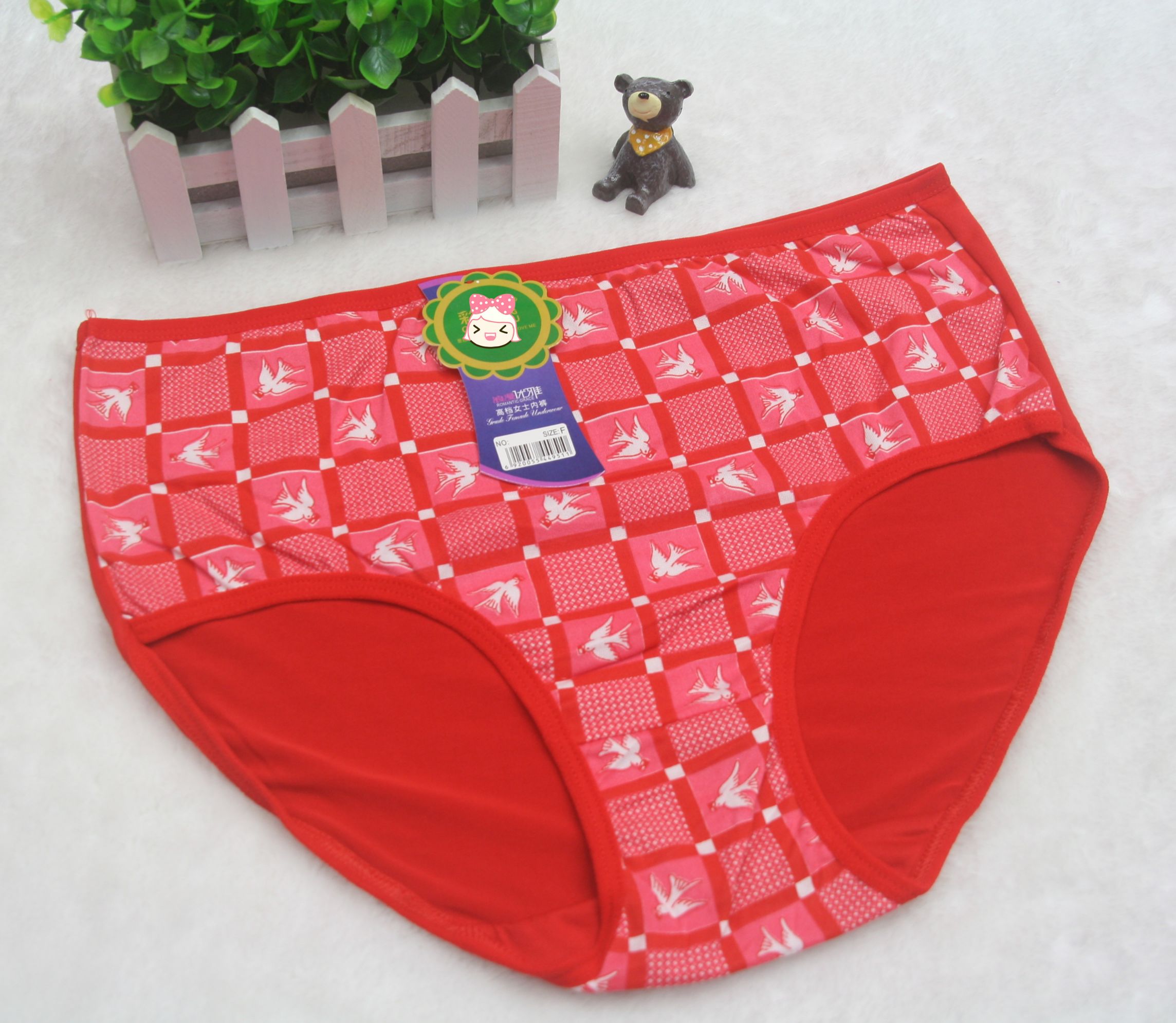 女士大版型牛奶丝内裤女士内裤女士大版型内裤详情图2