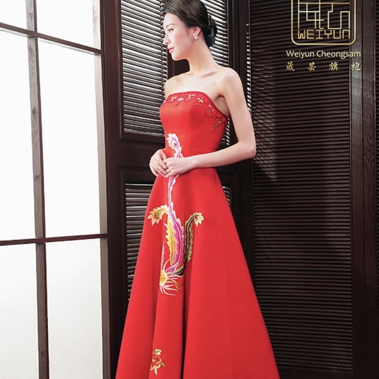 Phoenix Embroidery Young Big Dress details Picture