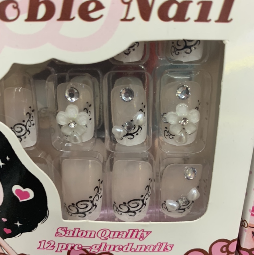 French flower manicure