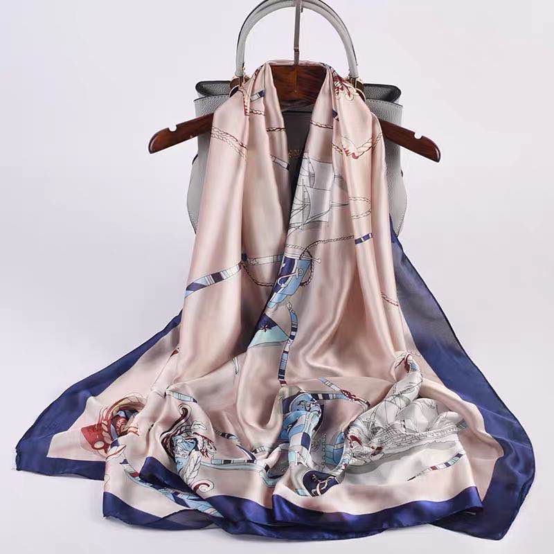 Shawls and scarves are versatile and casual bestsellers for ladies in autumn and winter, featuring British and European styles