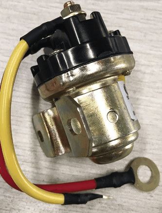 启动继电器