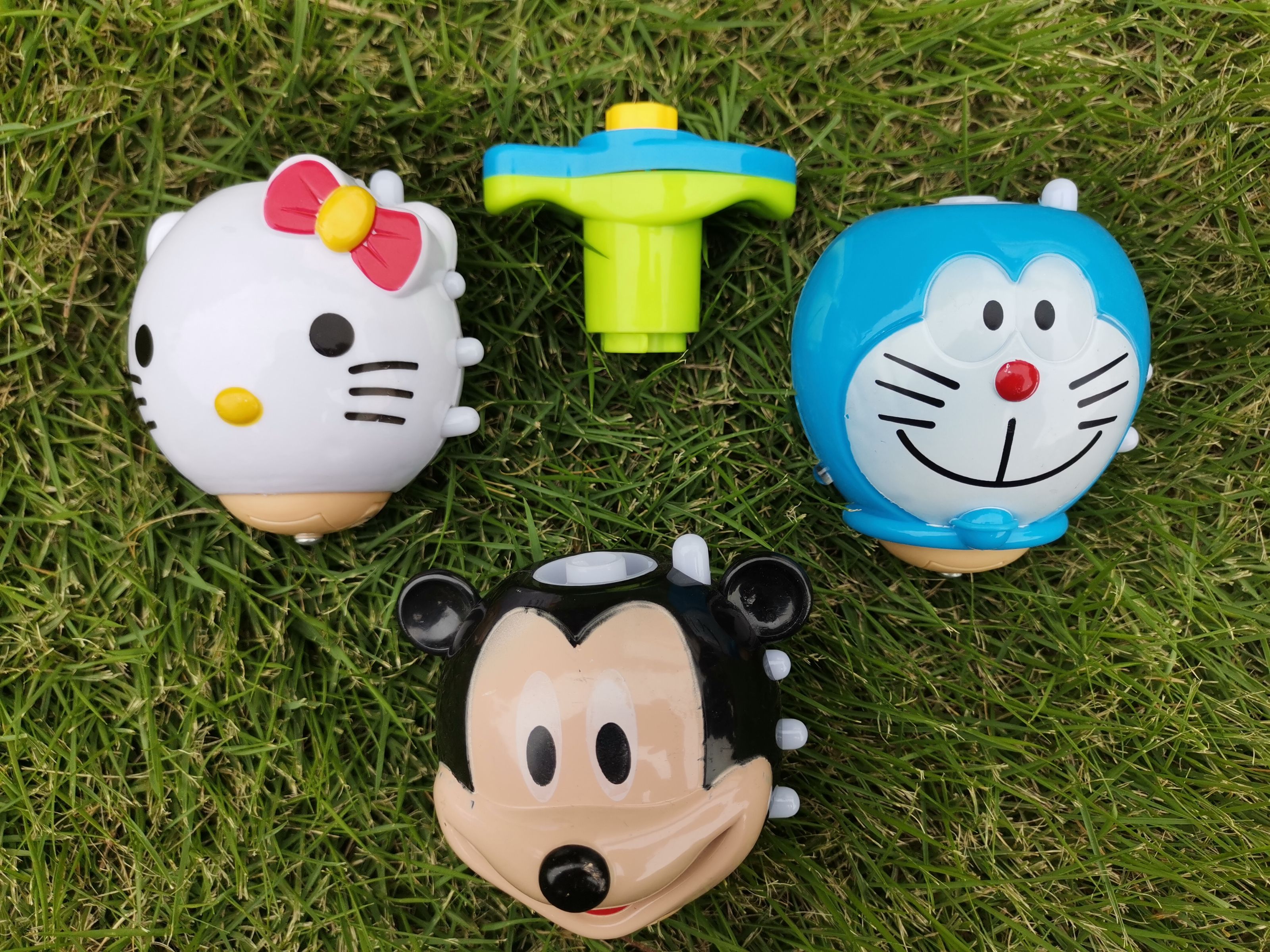 Toy Flash Music Colorful Gyroscope KT Cat Flash Music Series Outdoor Press Finger Tip Gyroscope