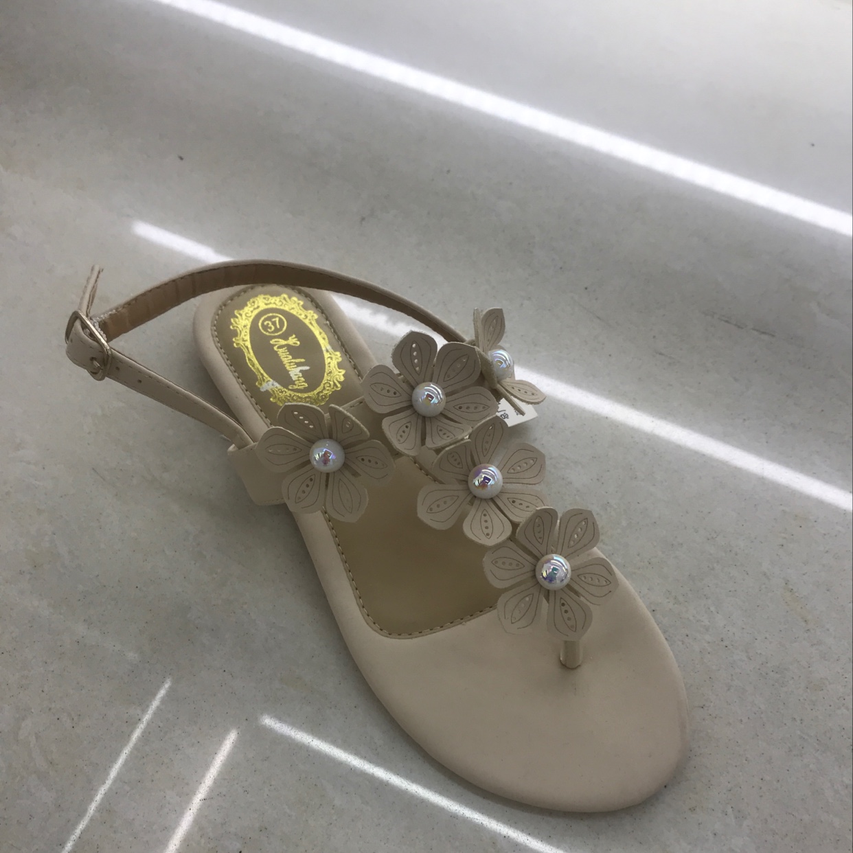 Sandals -26 Fashion Everything Trend Slippers Sandals Fashion Everything Trend Slippers Sandals details Picture