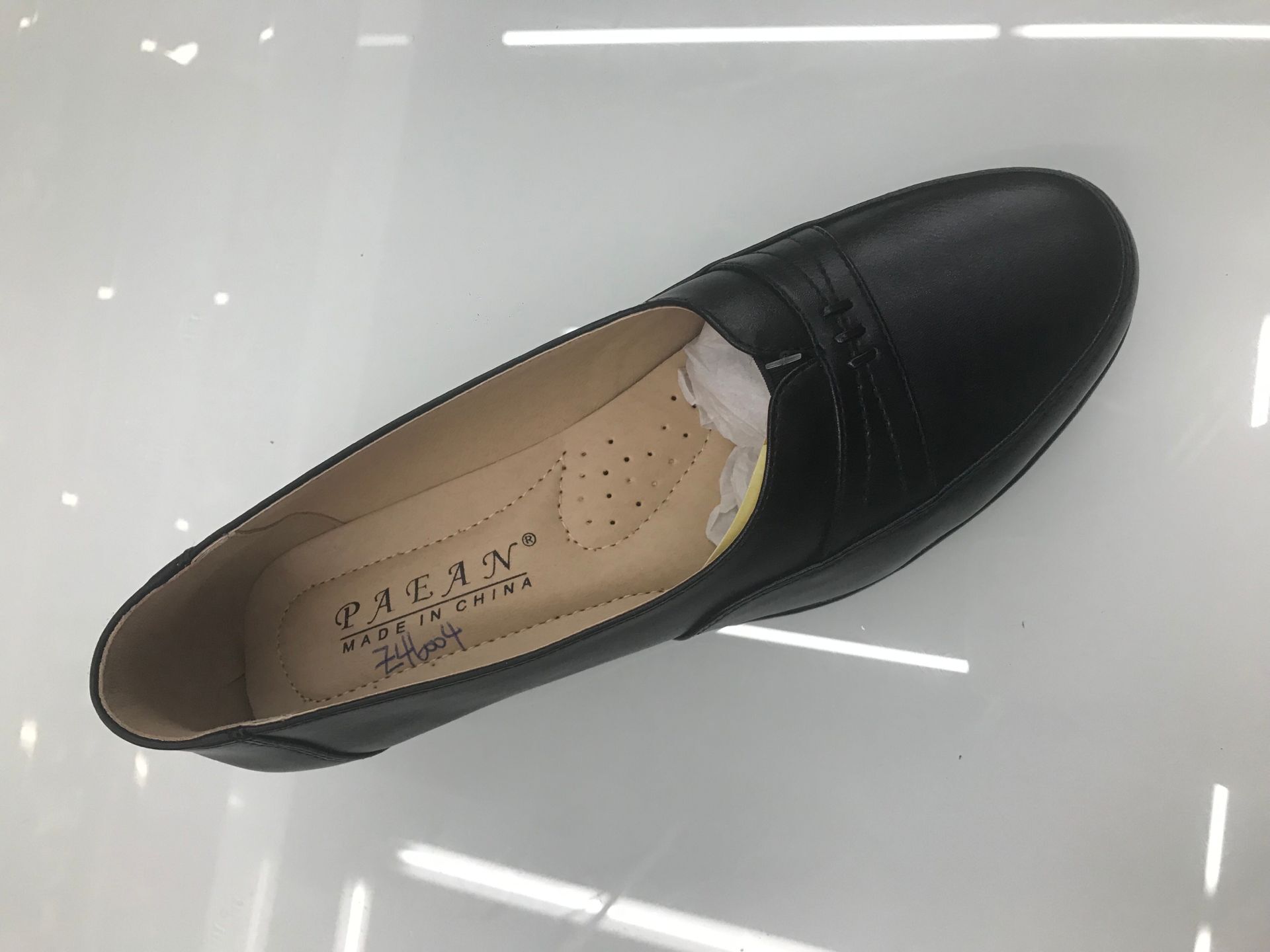 女士皮鞋高跟鞋