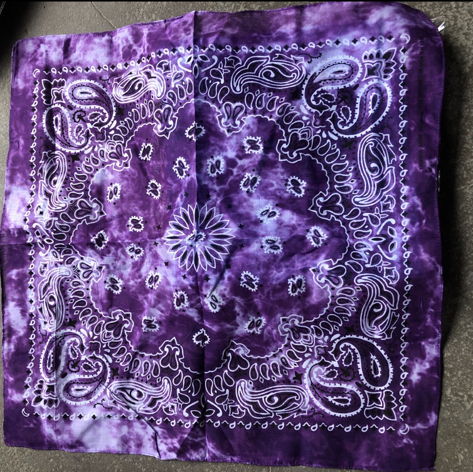 Stained Amoeba Waist Square Application Scenario