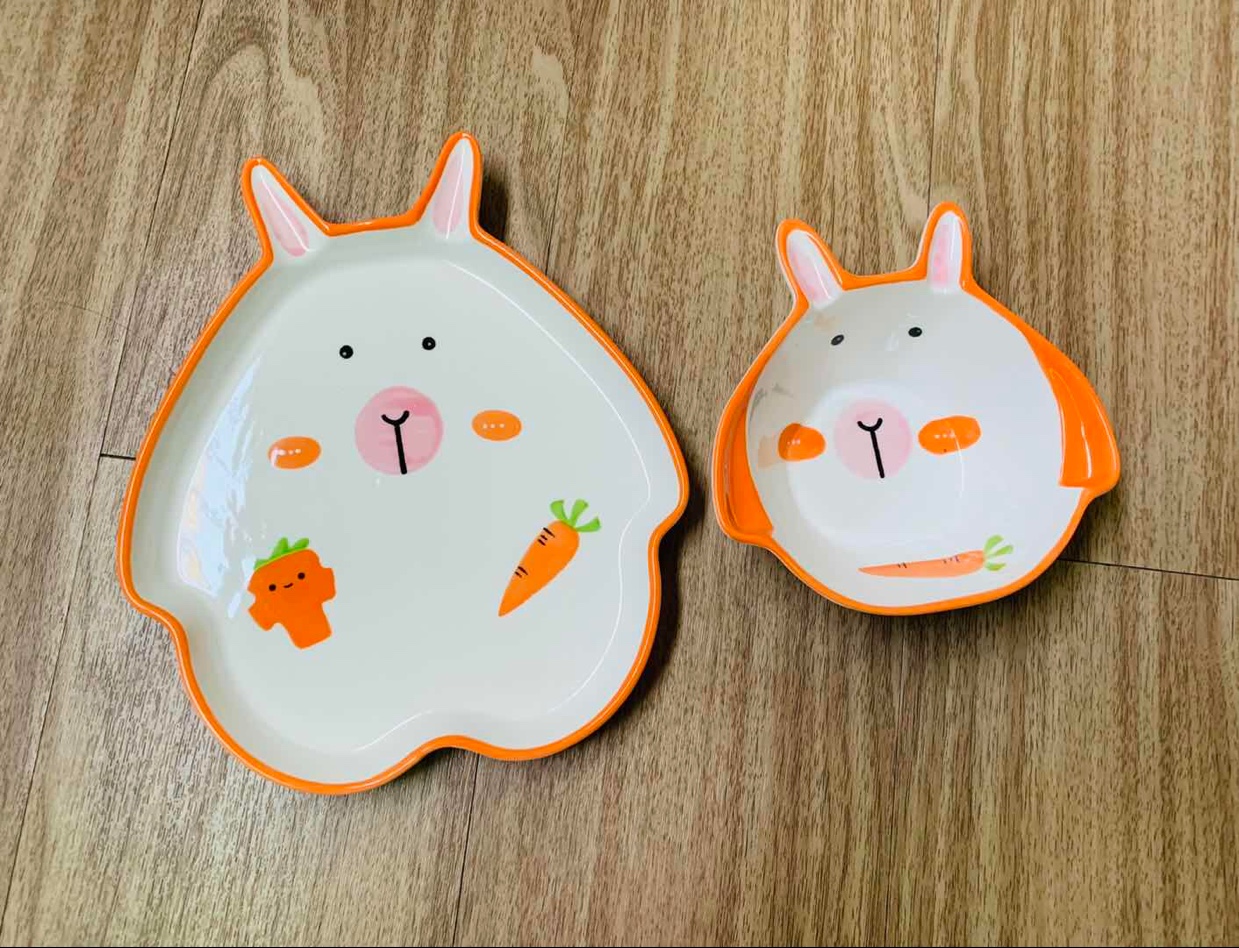 Ceramic plate rabbit is small thumbnail
