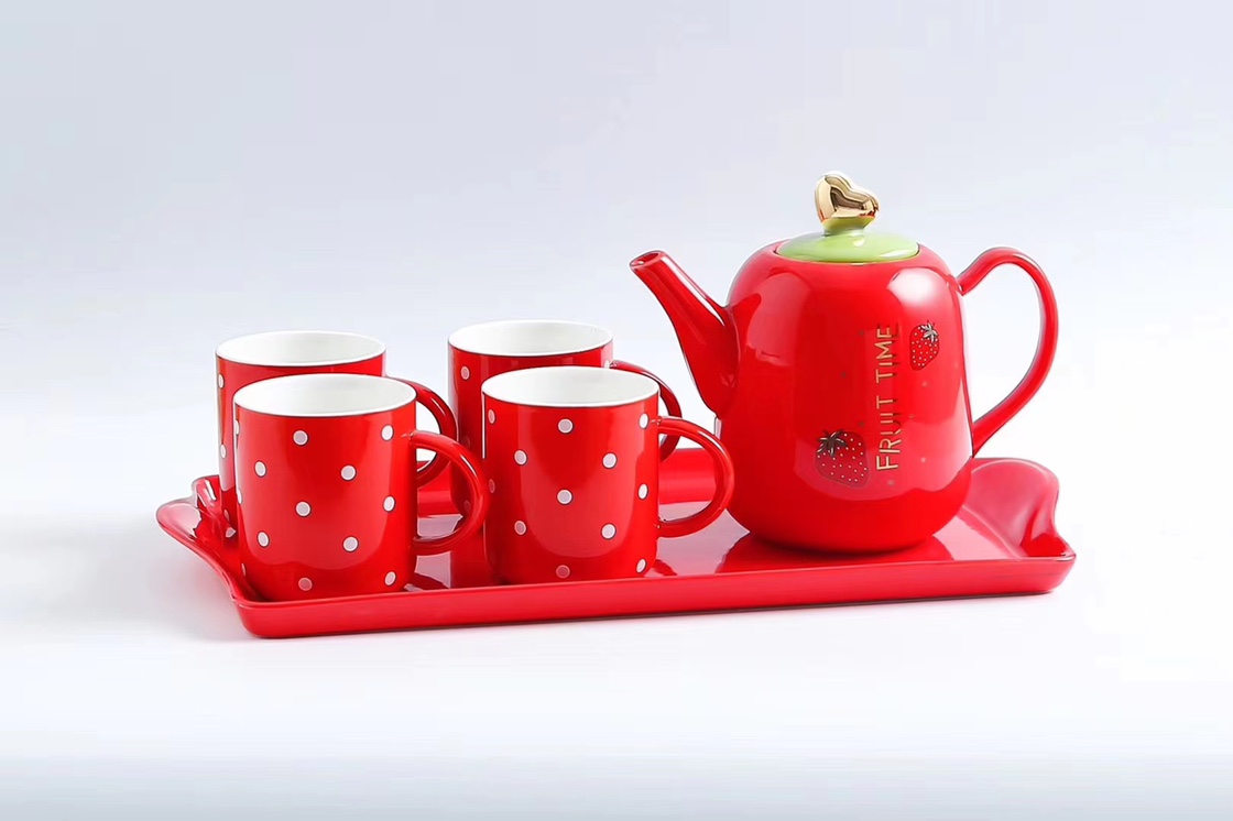 Strawberry 🍓 water set, seven-piece set, teacup, hotel supplies, daily necessities 041. No factory direct sales, wholesale and retail. For orders, please consult details Picture