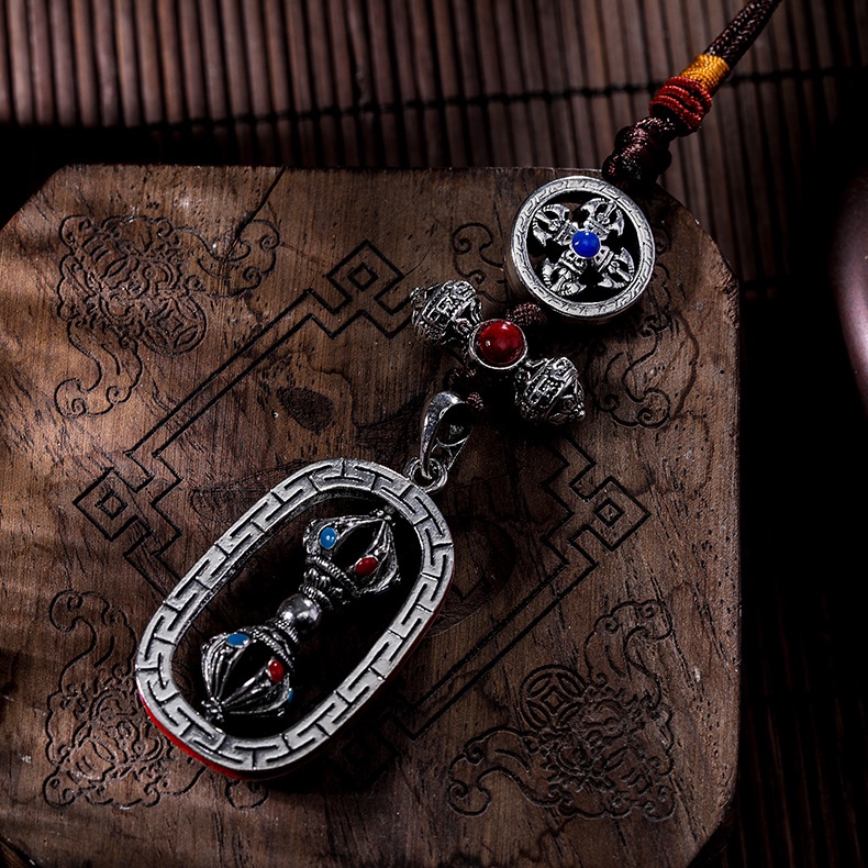 Accessories and accessories