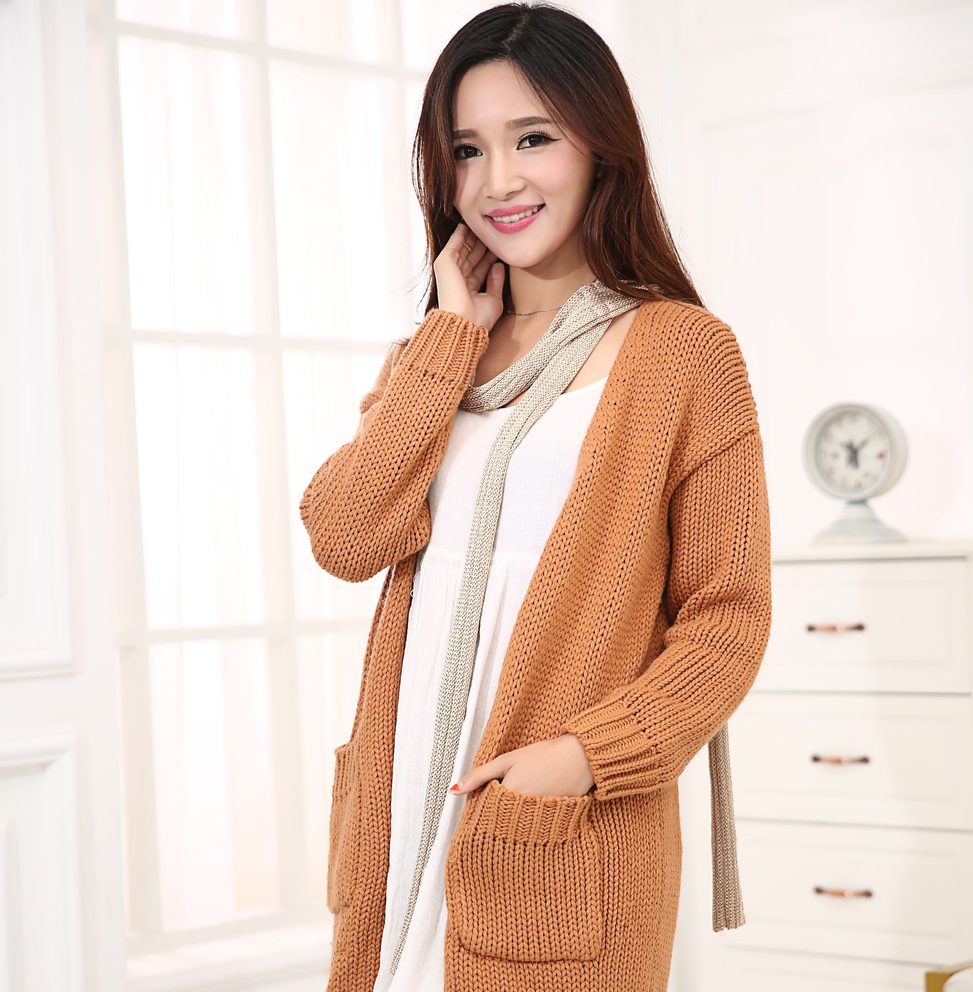 2020 Minas is a hot seller of fashion and versatile decorative women's scarves thumbnail