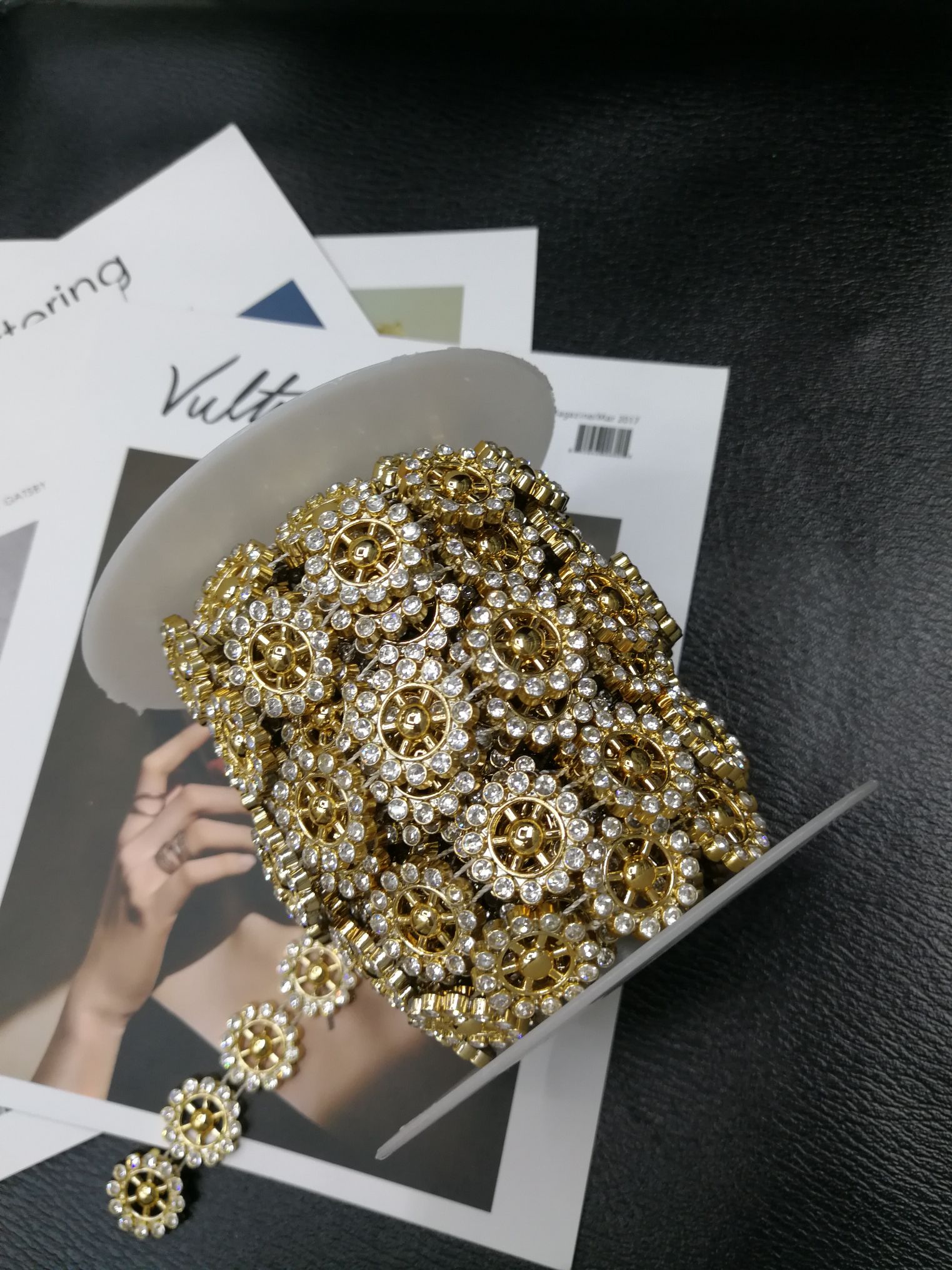 饰品工艺品礼品包装箱包鞋服钻饰辅料配件线钻网钻