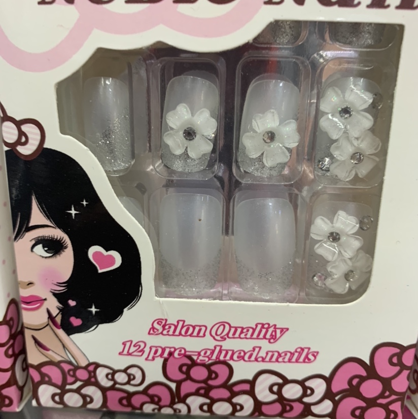 3D manicure with semi-transparent white flowers