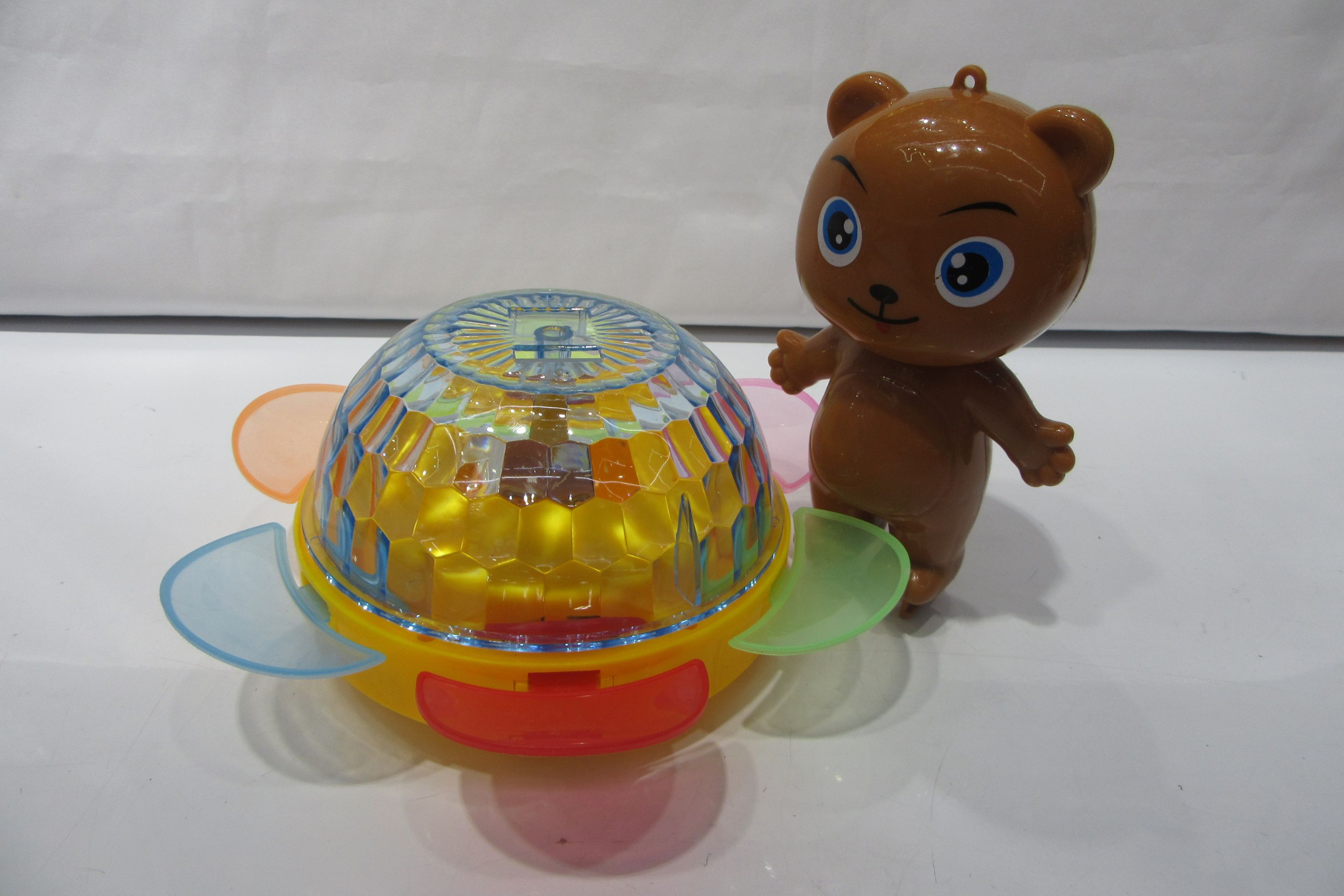 Grizzly bears spin sunflowers