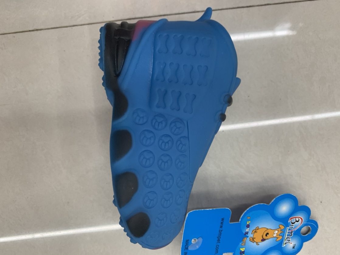 蓝色鞋子宠物玩具