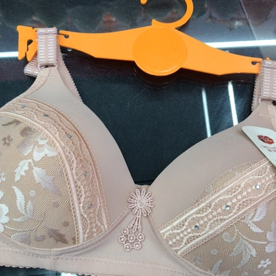 Lace And Lace Two-Piece Medium Size Bra