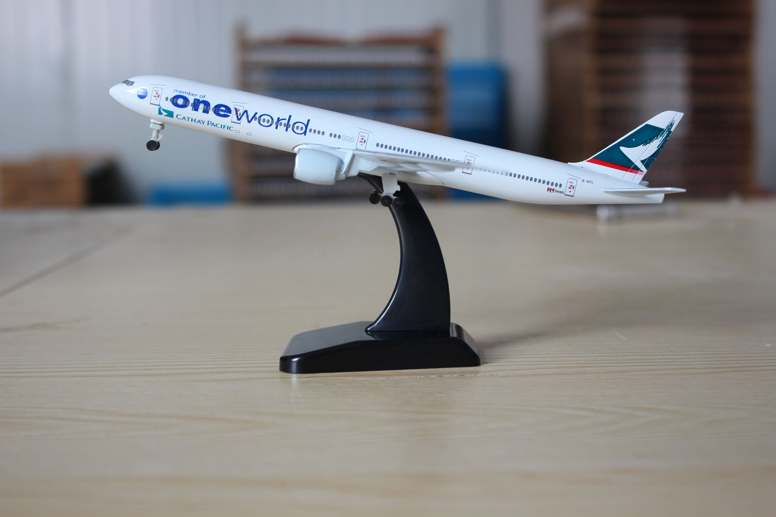 Alloy aircraft Model (20CM Cathay Pacific B777-300ER) aircraft model metal aircraft