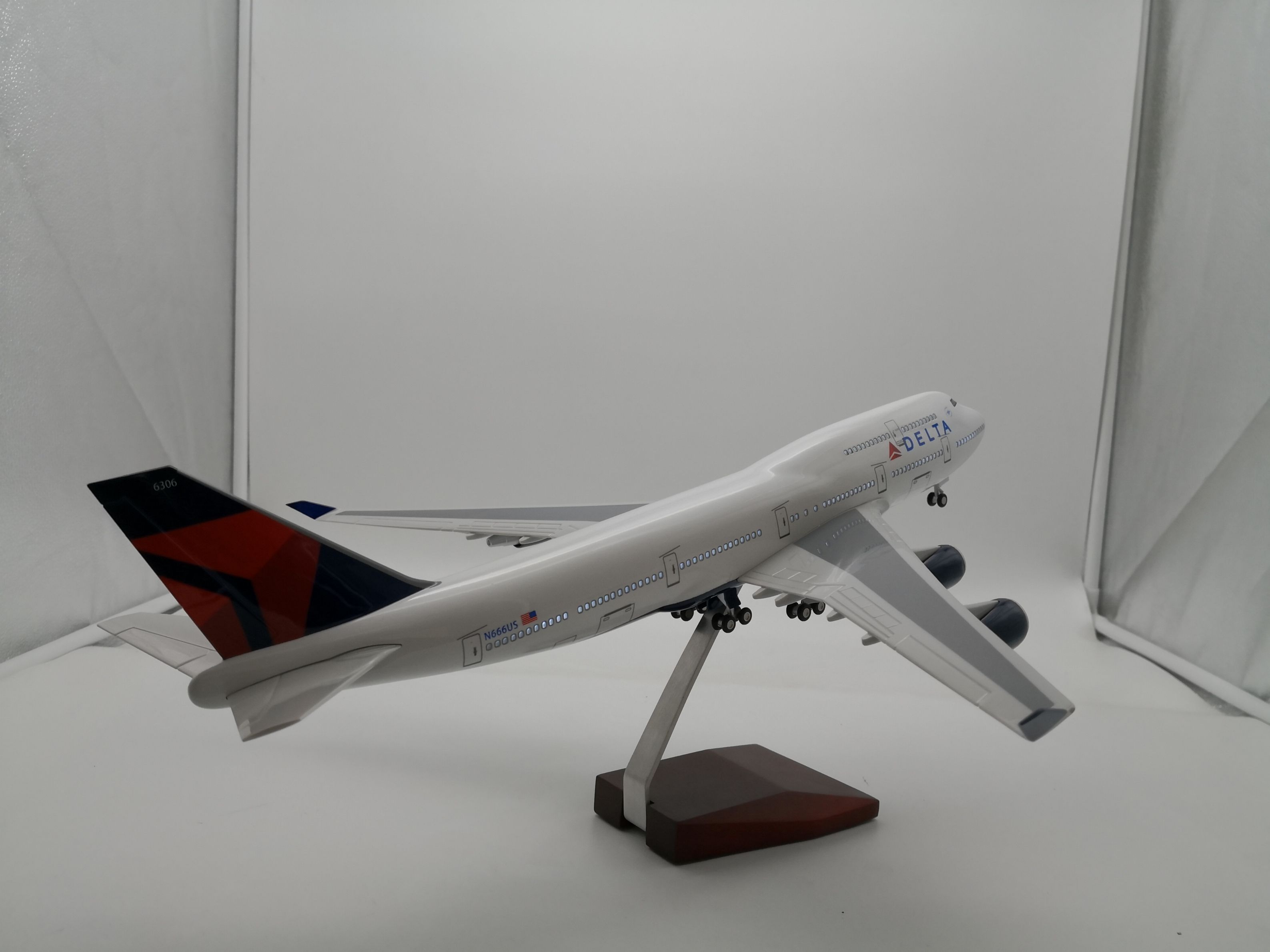 飞机模型(B747美国达美航空 LED声控飞机模型)仿真飞机模型 ABS飞机模型 LED声控飞机模型 航空 模型详情5