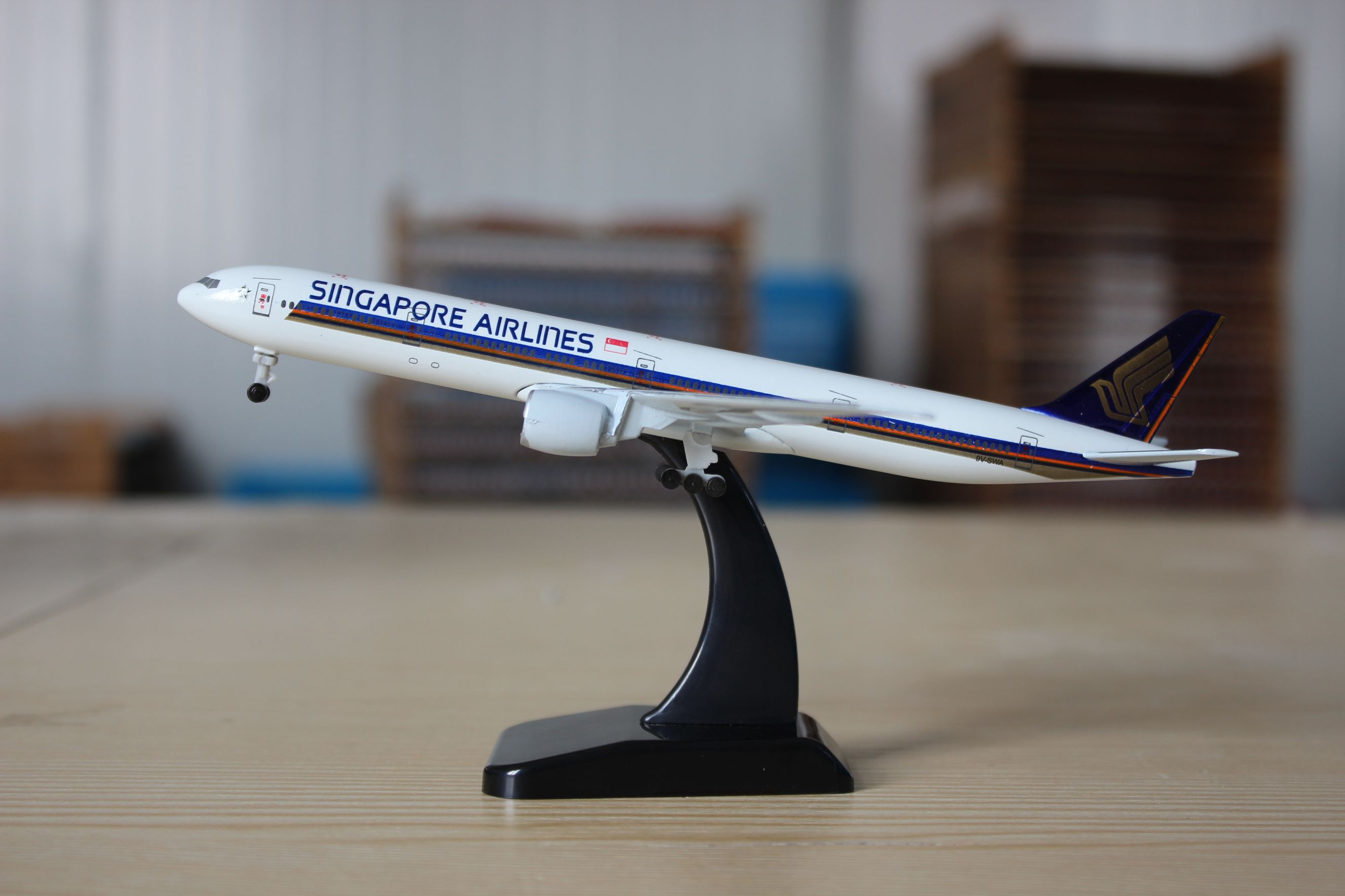 Alloy aircraft model (20CM Singapore Airlines B777-300ER) aircraft model metal aircraft