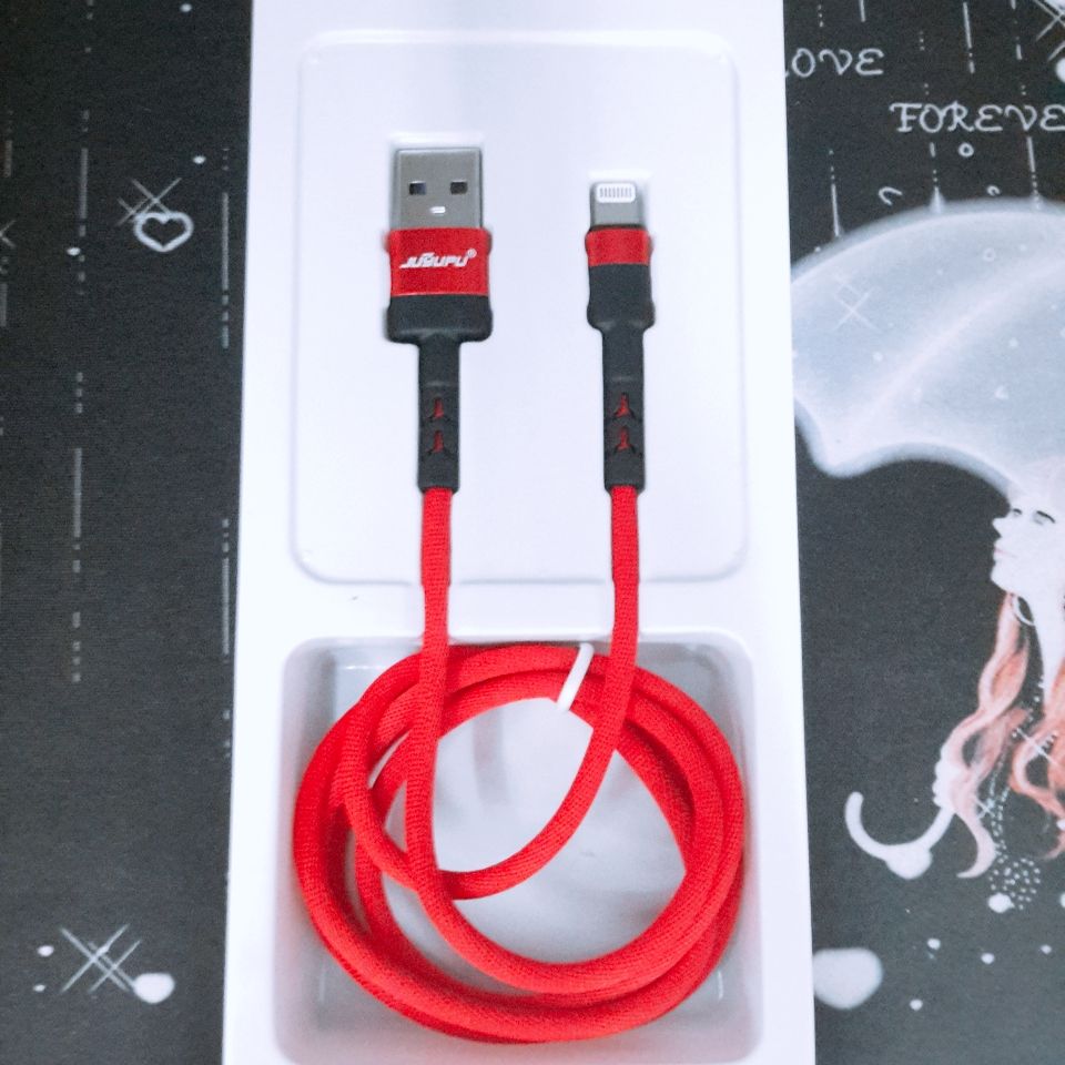 Data cable Mobile phone charging cable Power cable fast charge USB cable preparation cable Apple type-c Application Scenario