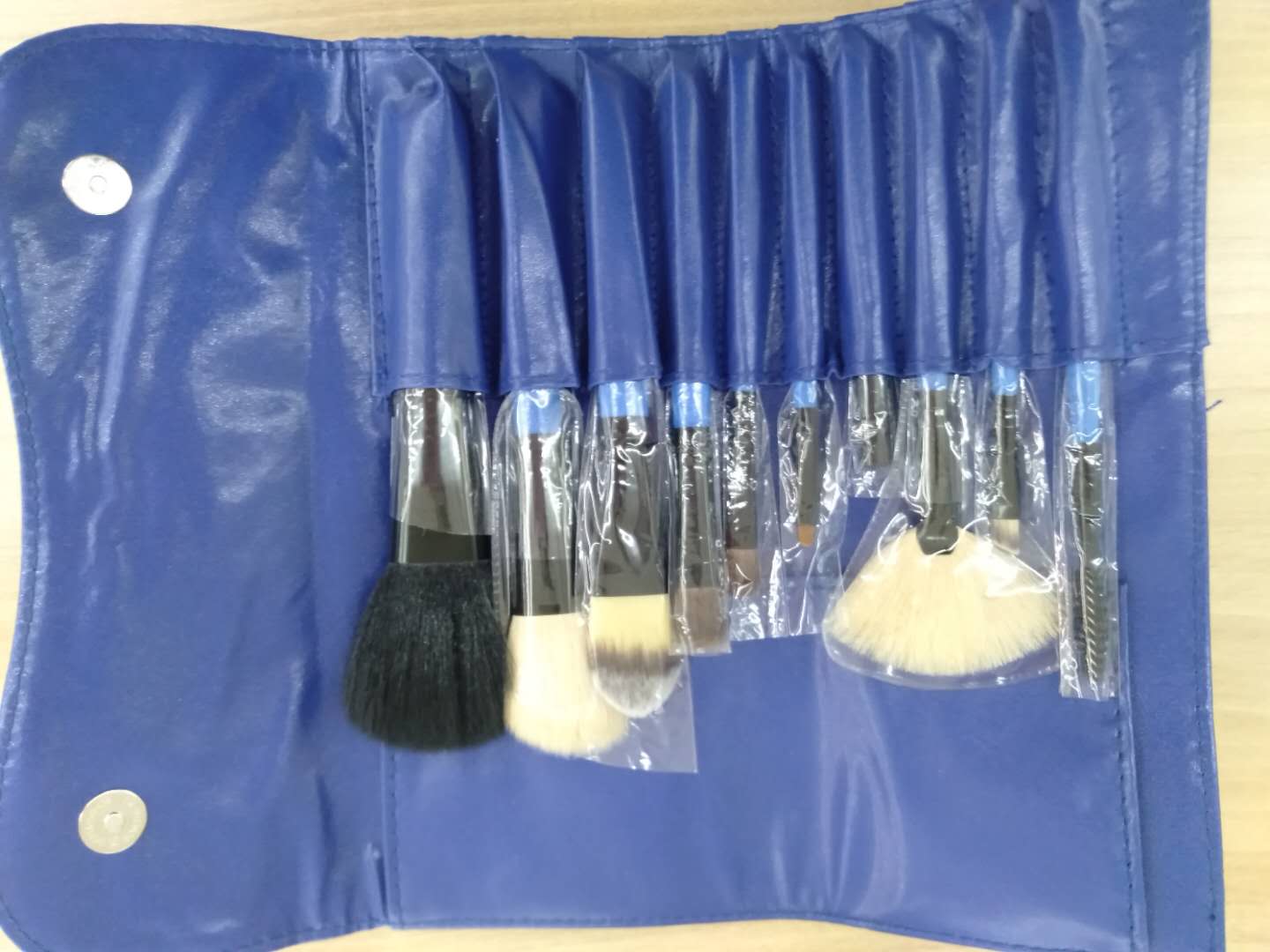 10 sets of brush makeup brush scatter paint fan-shaped brush eyelash curl full figure