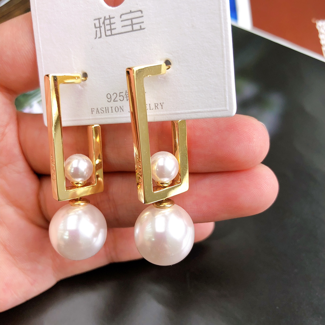 可拆卸 多样化戴法 大牌范儿银针耳环