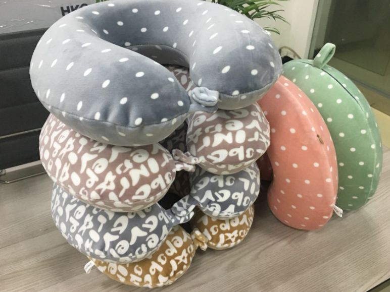 Yiwu Selection slow recovery memory cotton pillow core U-shaped travel backrest space U-shaped pillow thumbnail