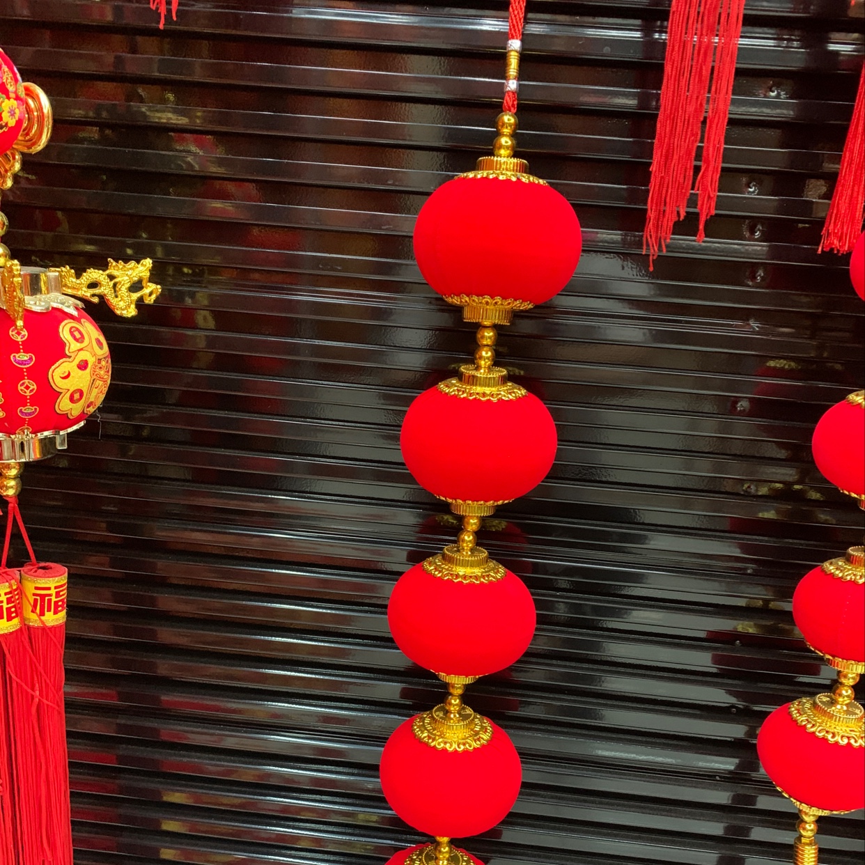 全中号全红绒布5连串灯图