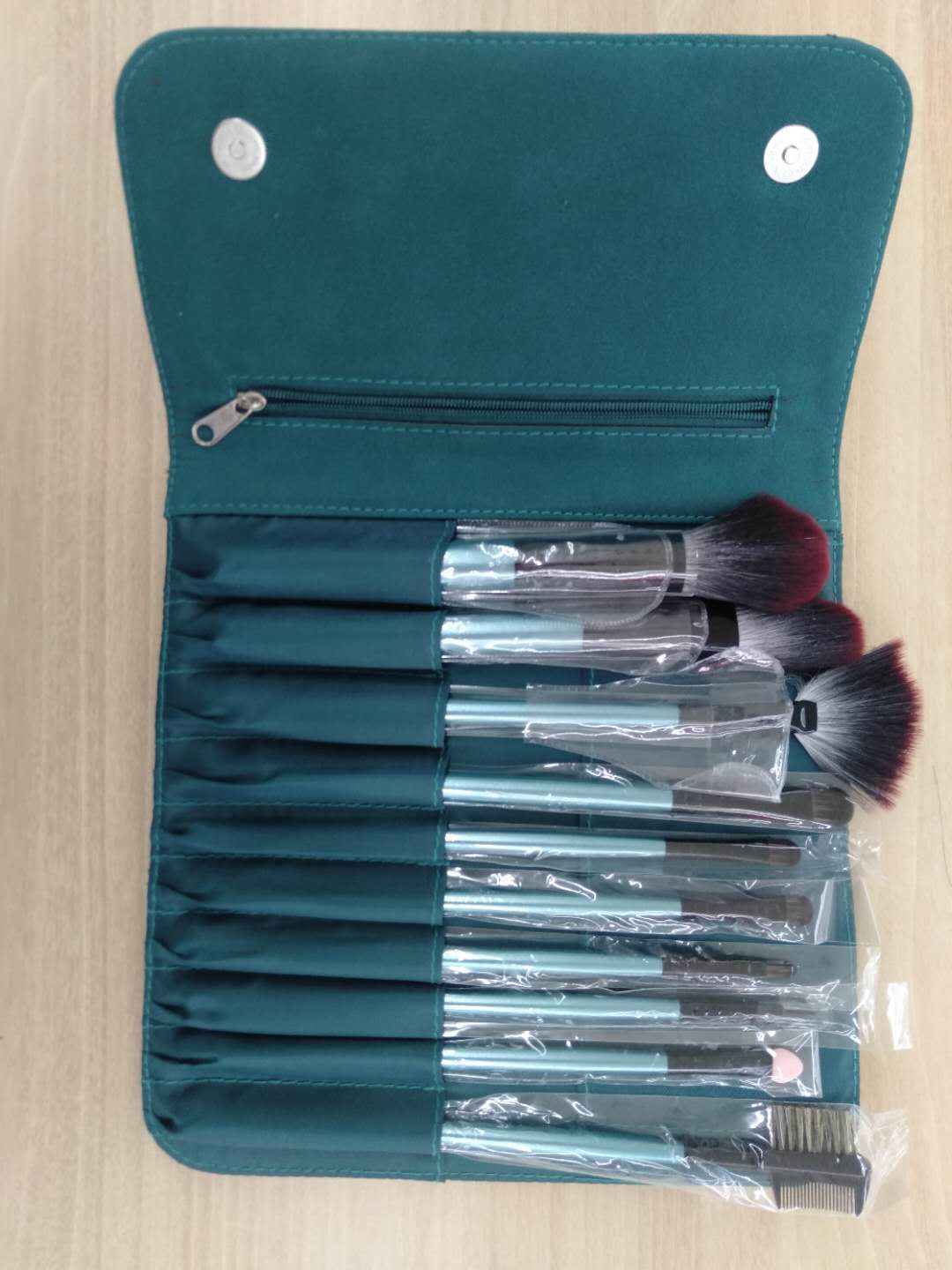 10 sets of makeup brush blush brush fan-shaped residual brush brush eyebrow comb dual brush