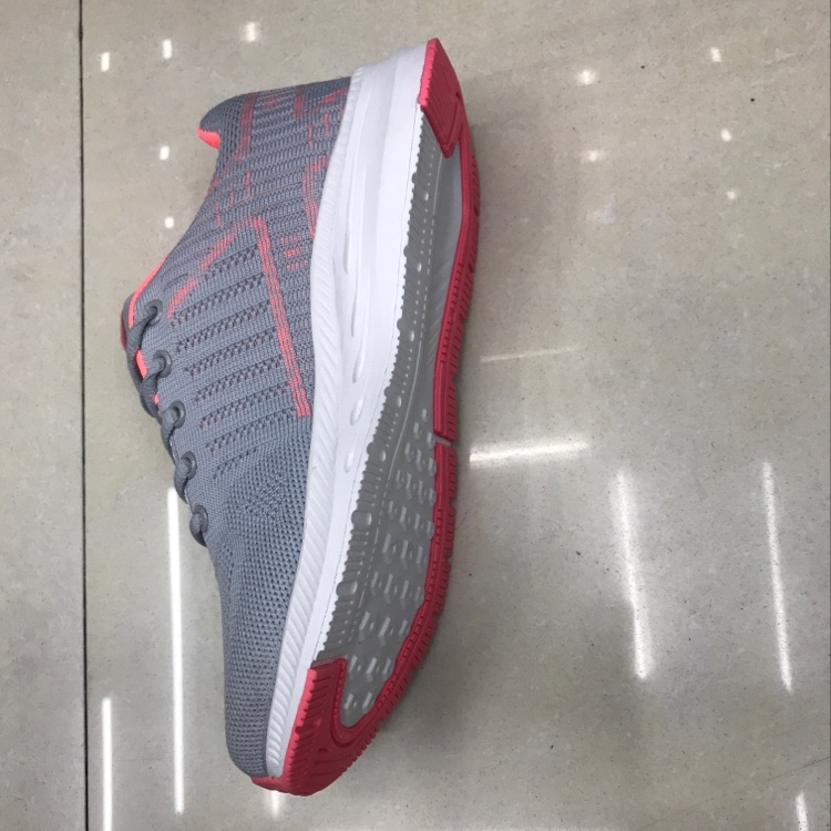 Women's flying knitted shoes details Picture