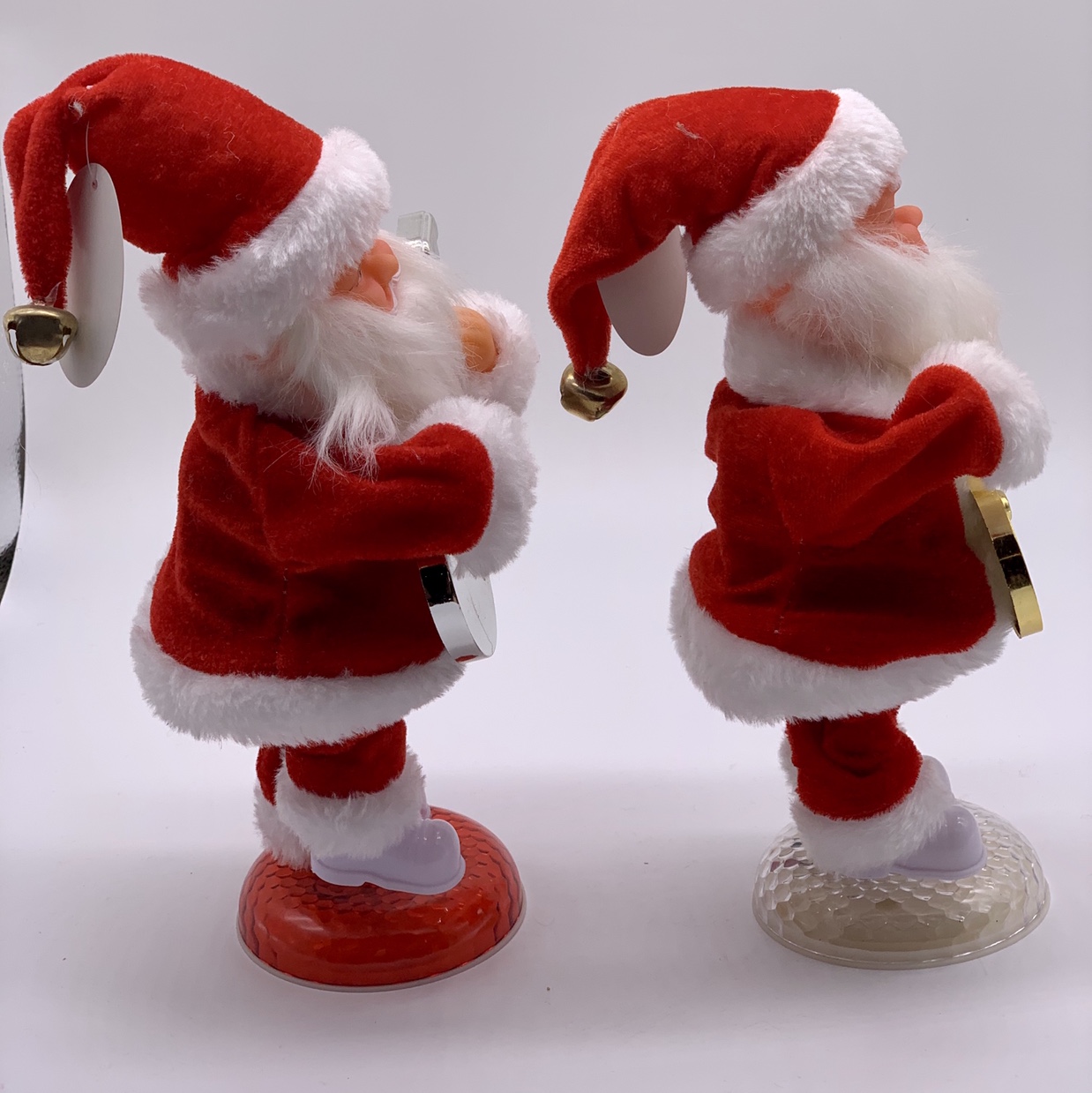 A 30-centimeter rotating guitar dancing Santa Claus Specification image