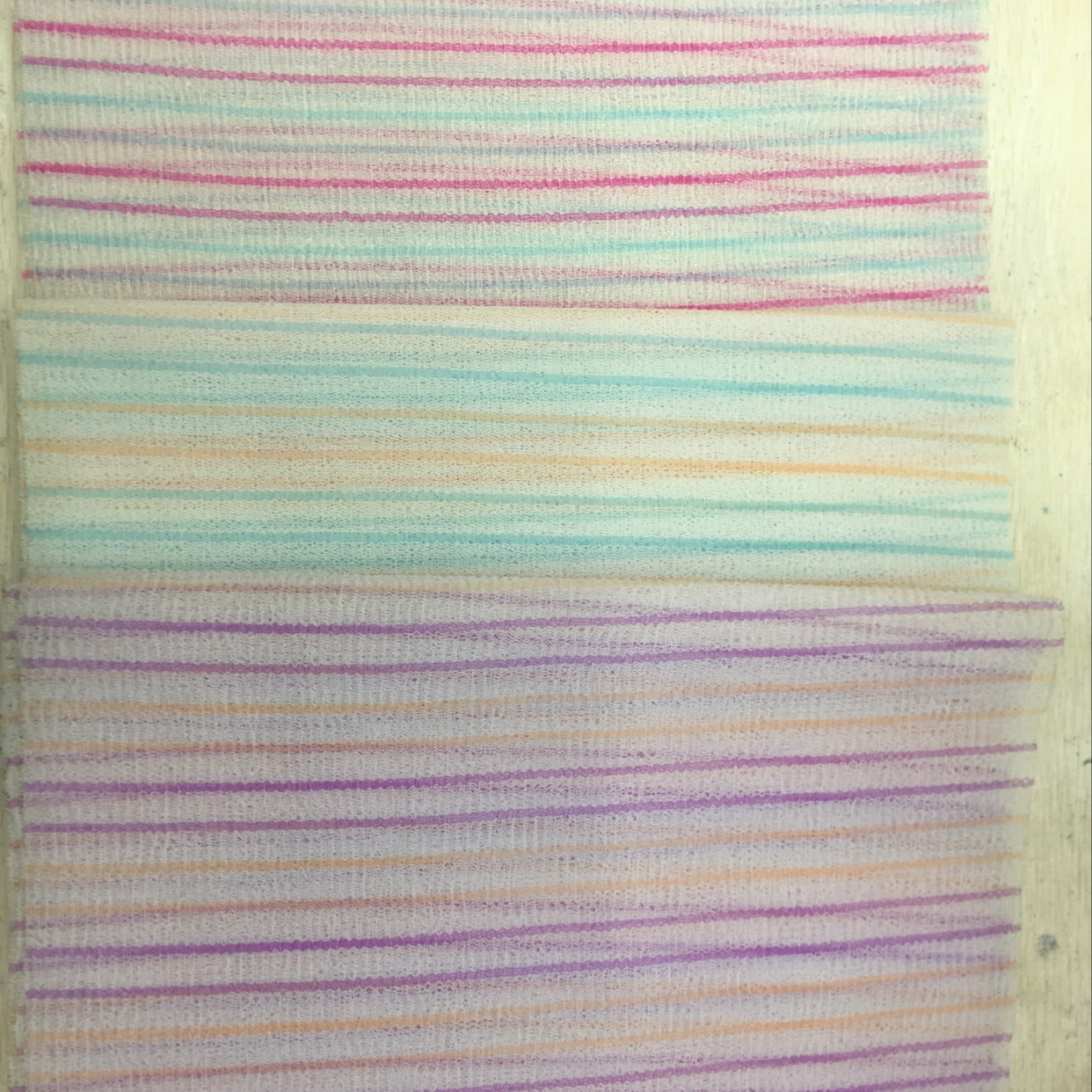 厂家直销止痒去污3色混纺特硬桑拿巾，洗澡巾白底实物图