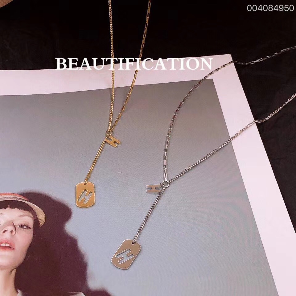 ins.冷淡风潮品   休闲穿搭潮流必备款
  爱家H🌙☀