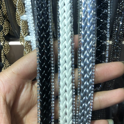 Autumn And Winter New Hot Drill Rhinestones With Back Glue Ironing Three Strands Braid Woven Shoes And Hats Decorative Clothing Accessories