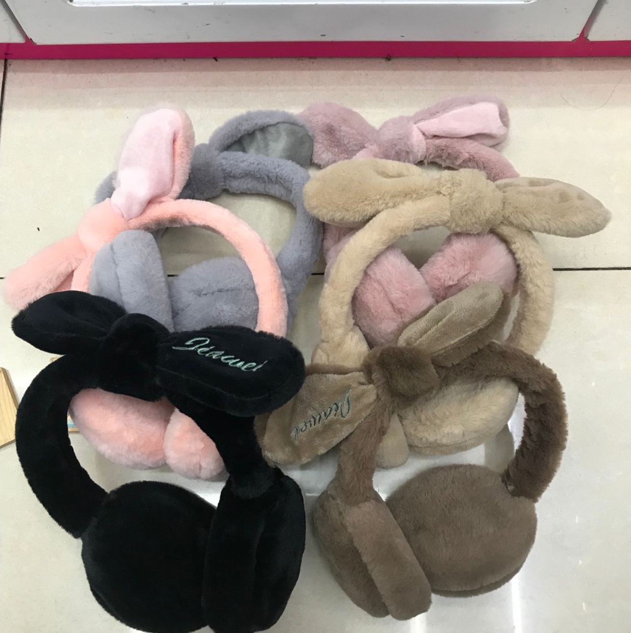 Winter warm ear muffs with cute bows thumbnail