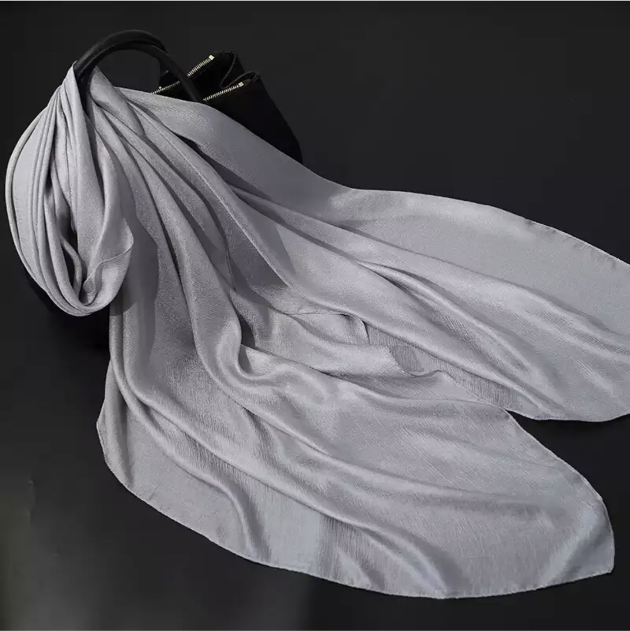 丝巾女士韩版围巾防晒沙滩巾百搭长款薄四季通用披肩女长款纱巾 典雅灰